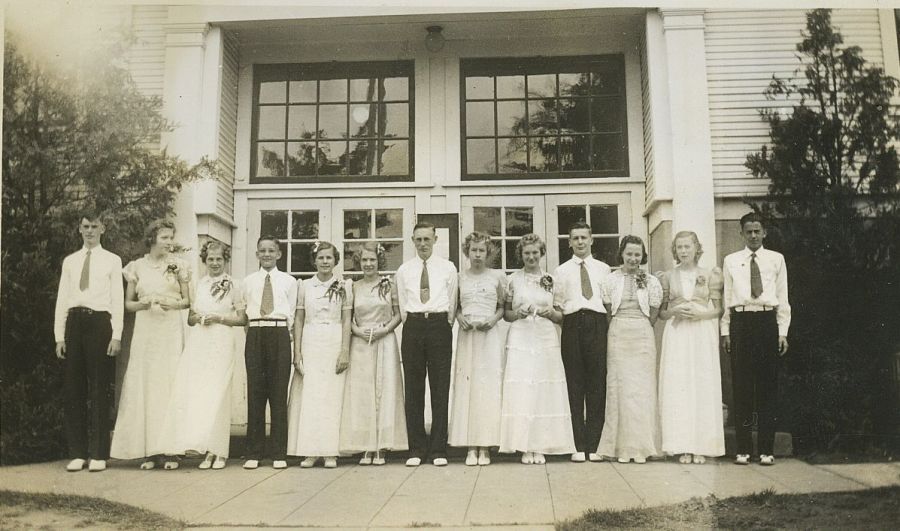 1939 Garden Home School 8th Grade Graduating Class