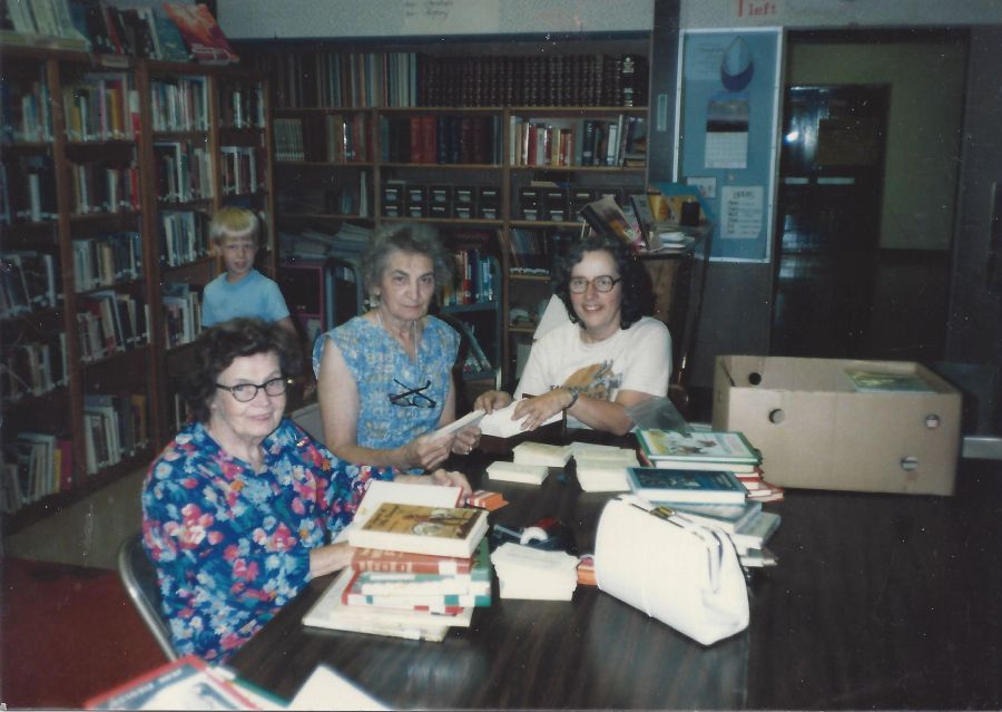 Library 1985 - Catherine Kent, mother of Marie Pacella, Helen Sanford, Patty Bonney