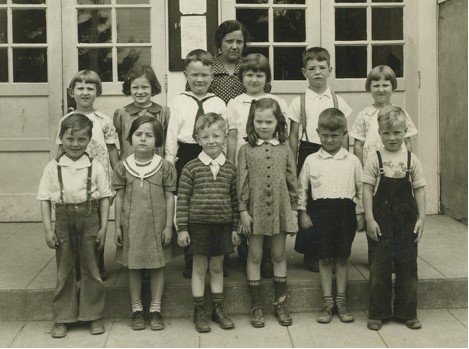 Garden Home School, First Grade 1938: (Teacher: not known); Back Row: Zora Becvar, Julia, Bruce, Barbara, Victor Blust, Sharka Becvar; Front Row: Jack Knutson, Celia Canfield, Don, Nancy Kamrar, George Mayness, Sheldon Aiken