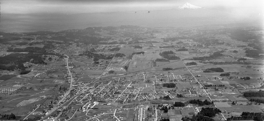 1949 Beaverton, from the W