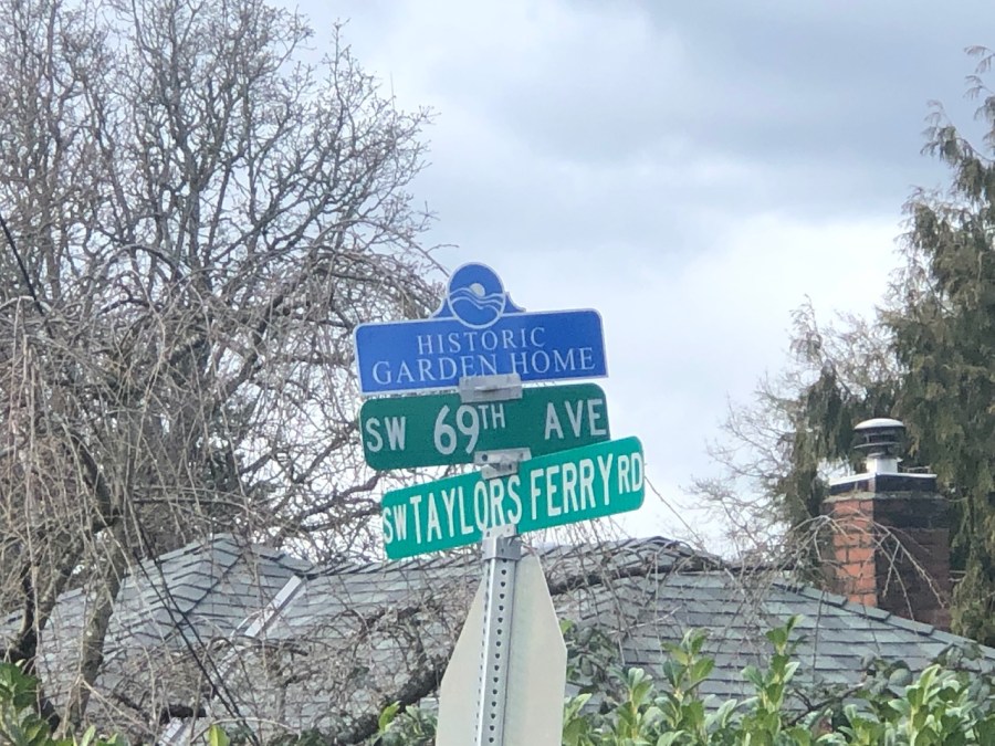 SW 69th Ave and SW Taylors Ferry Rd