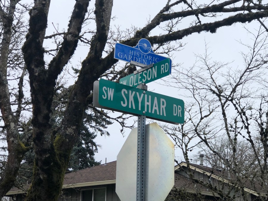 SW Skyhar Dr and SW Oleson Rd