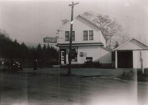 Wilson's Grocery (aka Throckmorton's or Upchurch Store)