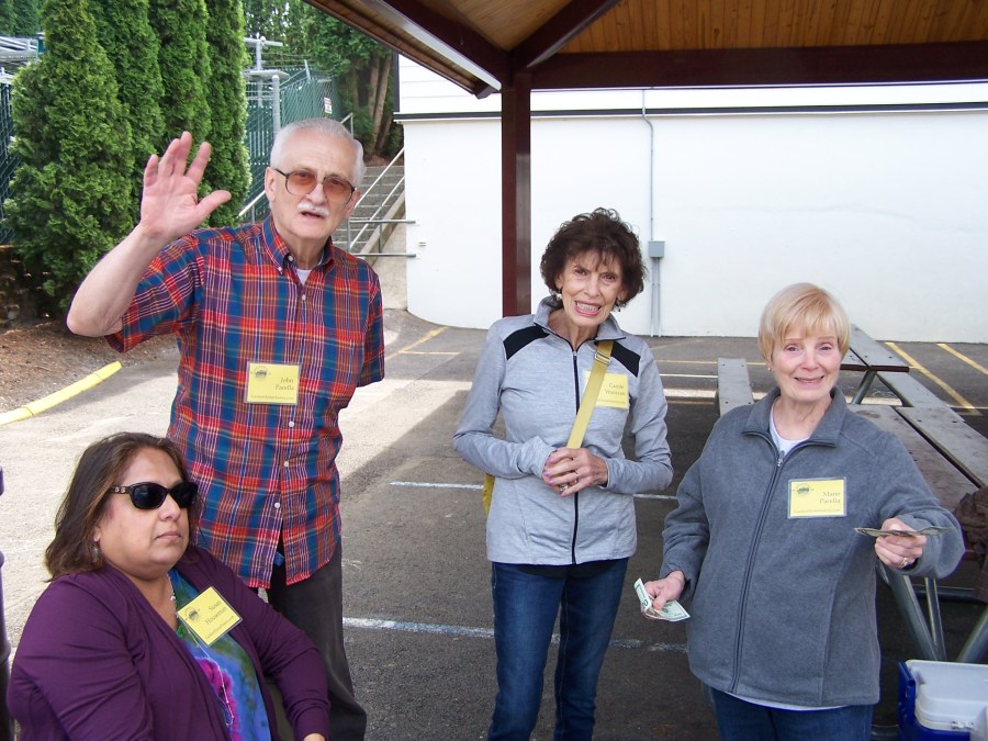 2018-08-25 Mini-Market - Susan Houseman, John Pacella, Carole Vranizan, Marie Pacella