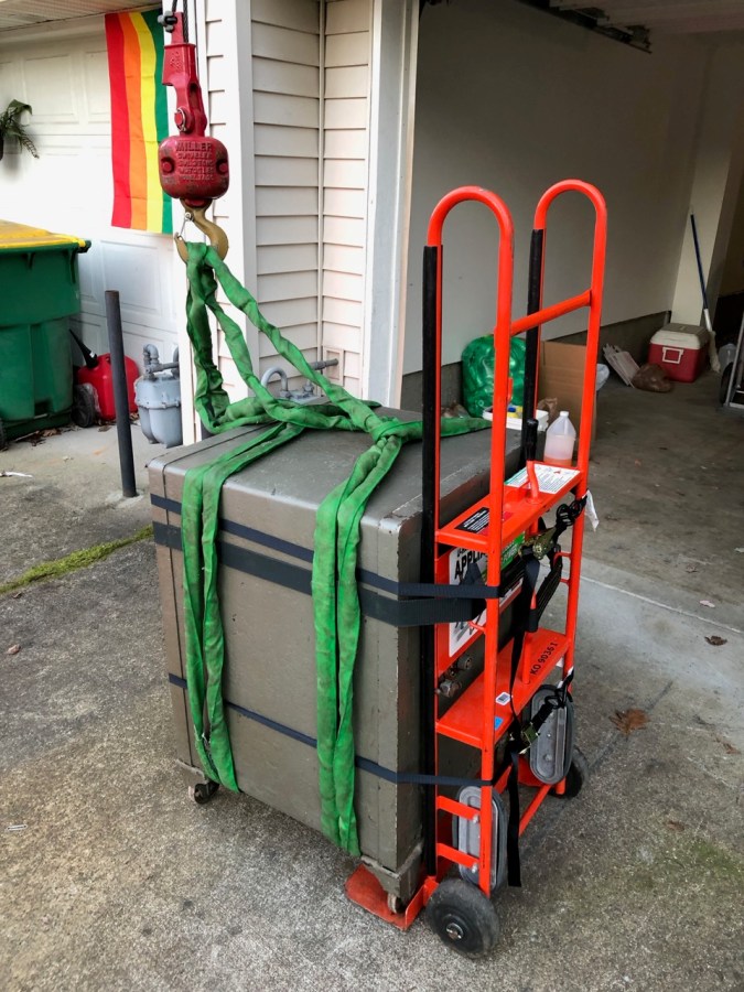 2019-01-30 Post Office Safe - safe ready for hoist