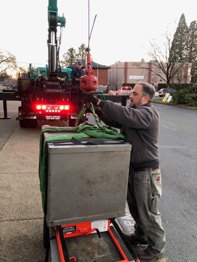 2019-01-30 Post Office Safe - unloading