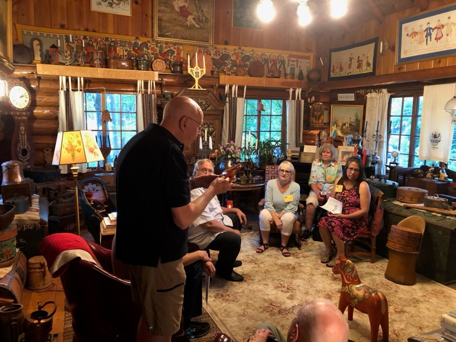 Fogelbo tour 2019 interior - Ross speaking