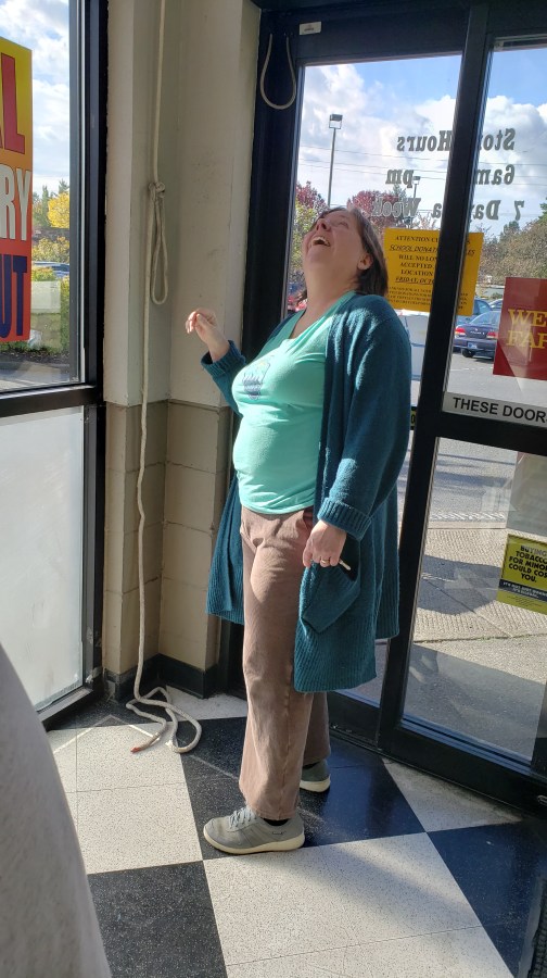 2019 Bell Ringing - Lookin up at the bell
