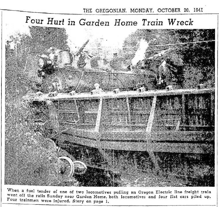 Oregonian Monday Oct 20, 1941 - derailment photo