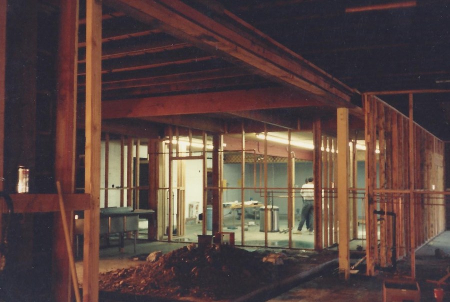 1994 Old Market Pub - carpentry to start Pub from Comellasl, 4