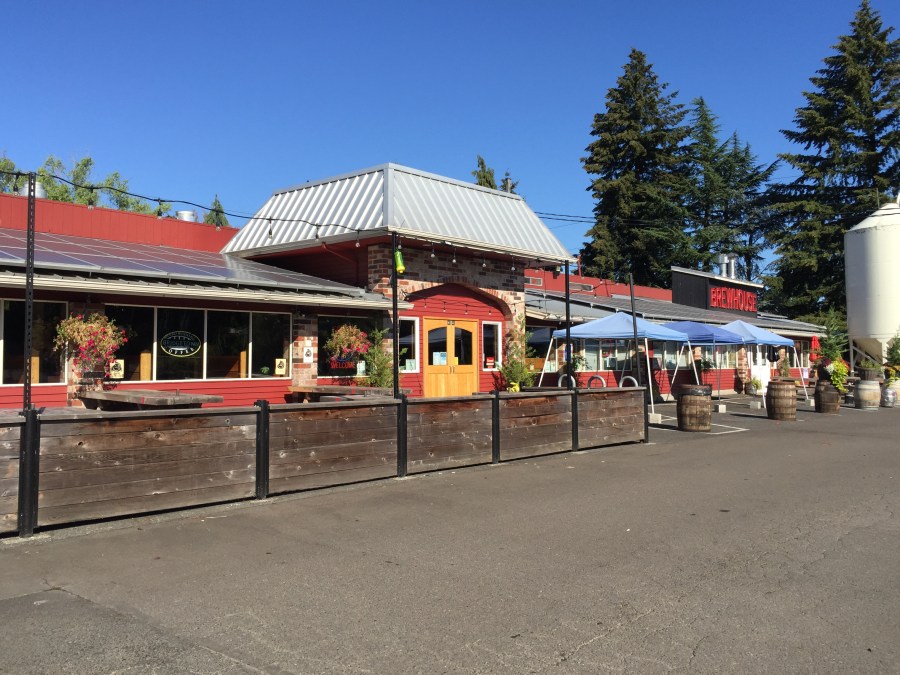 2020 Old Market Pub - outside tables