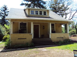 Middlebrooks home on SW Stewart St, 2013 - front