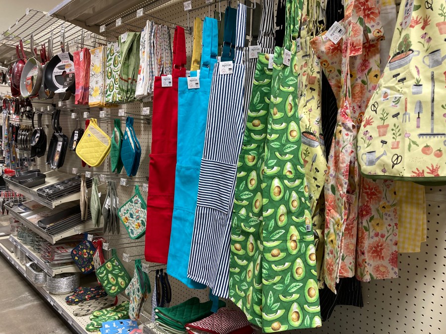 Kitchen goods - Ace Hardware opening 2022