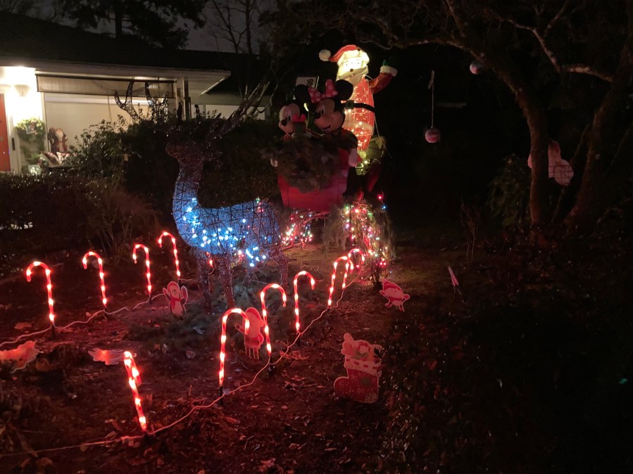 2022 Santa's sled on SW 84th south of SW Garden Home Rd