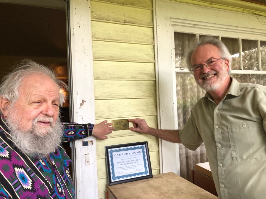 Bob Pearson and Stan Houseman with CENTURY HOMES plaque
