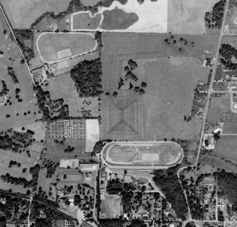 1952-07-02 aerial photo