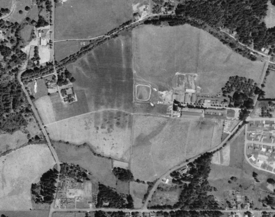 aerial photo of Alpenrose