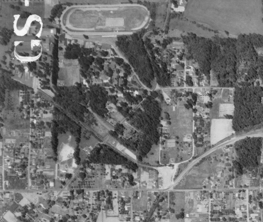 1952-07-02 aerial photo