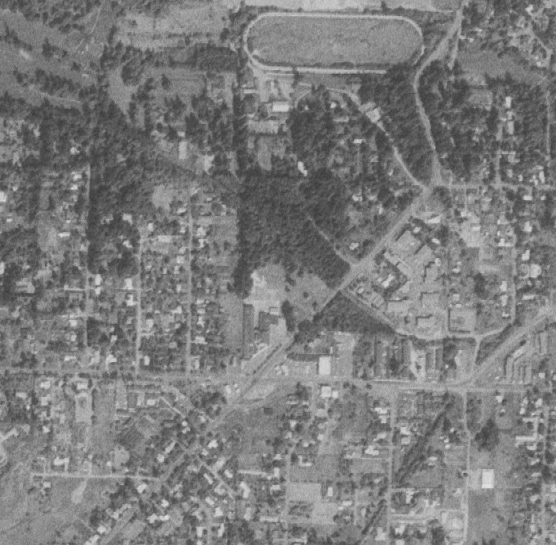 1975-09-13 aerial photo